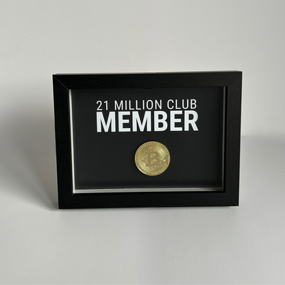 Krypto Kunst "21 Millionen Club Member" – Schwarz, Schrägansicht | KryptoFuchs