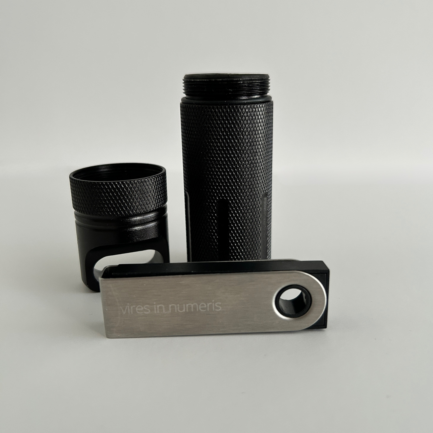 Hardware Wallet Schutzhülle – CNC-Aluminium für Ledger Nano X