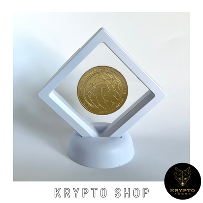 Tether USDT Kryptomünze 2021 Edition – Gold im weißen Schwebe-Display, weitere Ansicht | KryptoFuchs