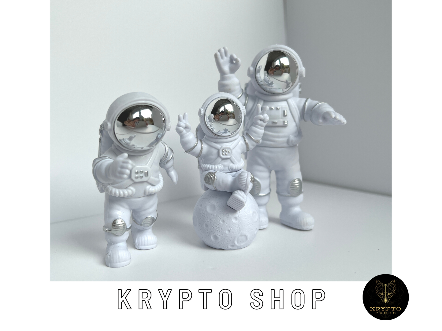 Krypto Astronaut – Schrägansicht silber | KryptoFuchs