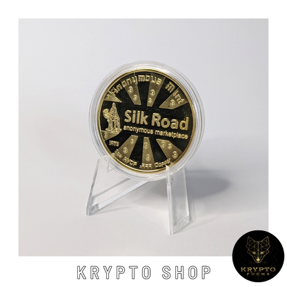 Bitcoin BTC Silkroad Kryptomünze – mit Aufsteller, Silk-Road-Seite | KryptoFuchs